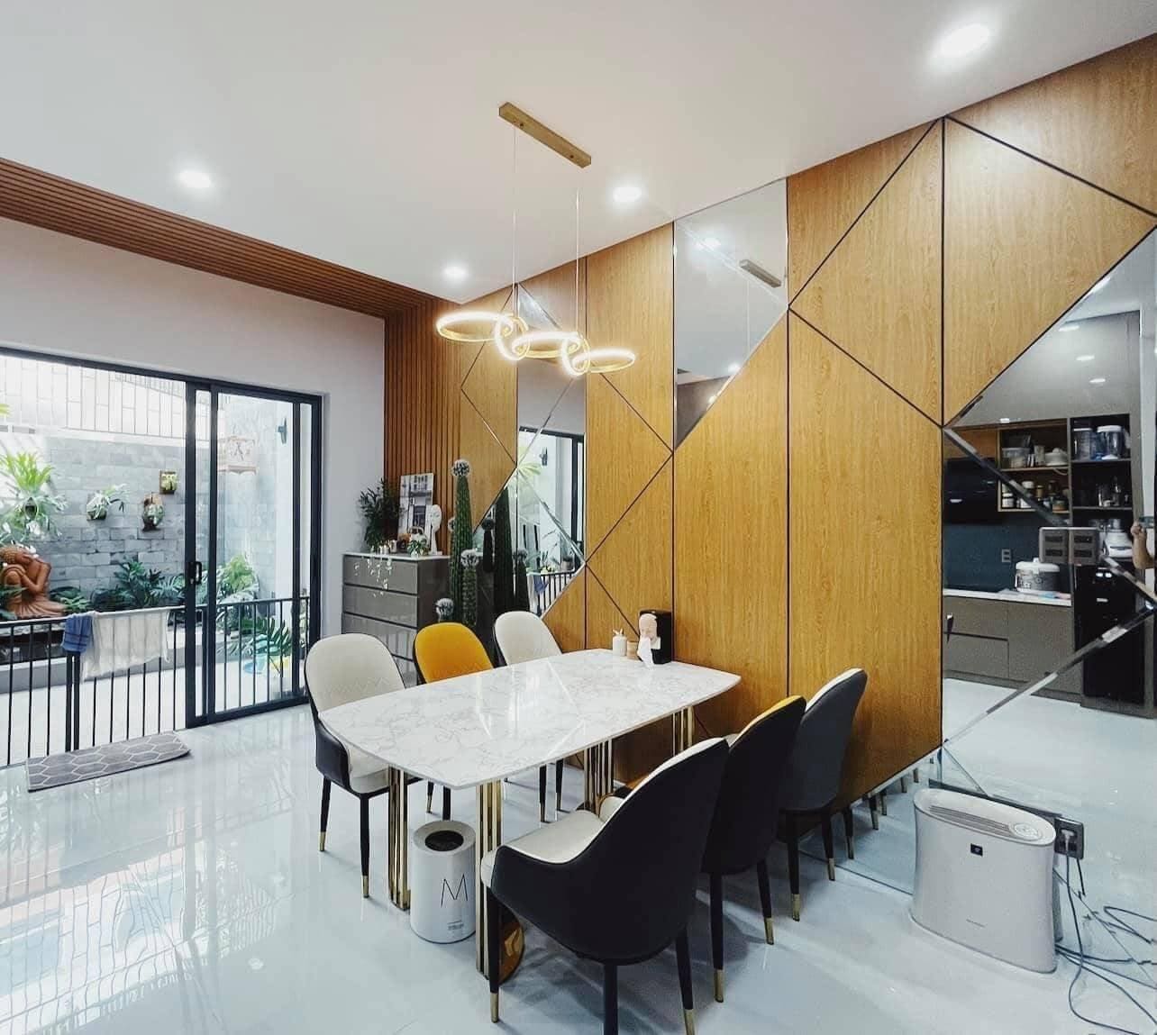 Hoàn thiện nội thất nhà phố hiện đại chị Ánh ở quận 6 13 23
