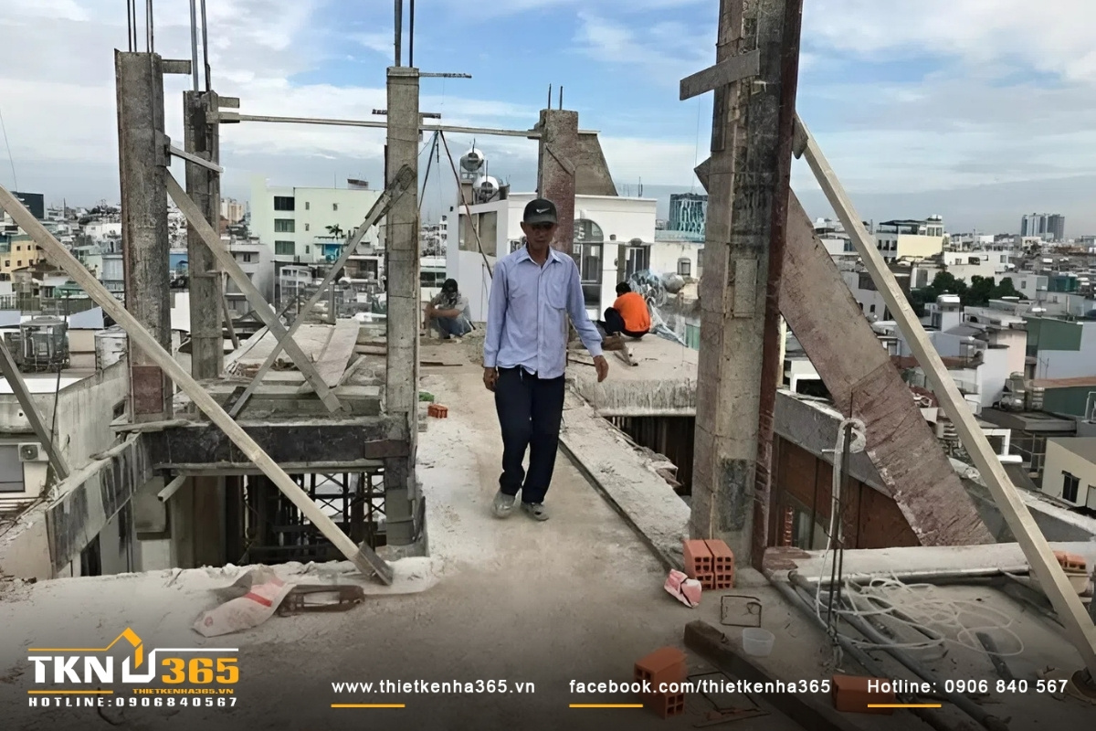 Nhà thầu uy tín là một yếu tố quan trọng quyết định chất lượng công trình nhà hộp 1 tầng của bạn