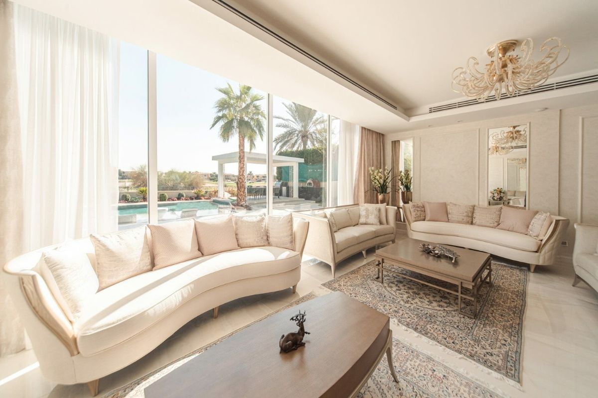 Thiết kế nội thất phòng khách phong cách luxury