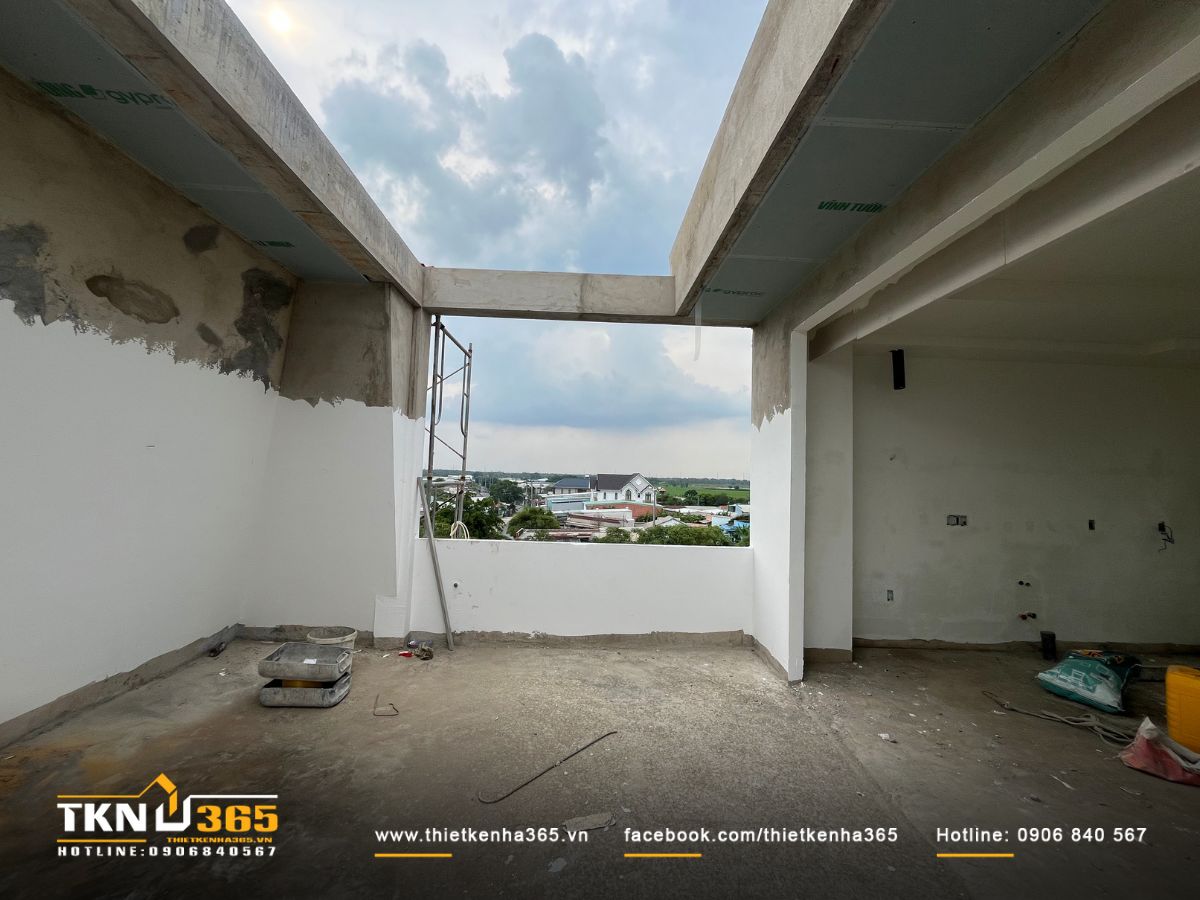 Hình ảnh sơn tường bên trong và bên ngoài nhà phố 1 trệt 2 lầu 1 sân thượng M’S House