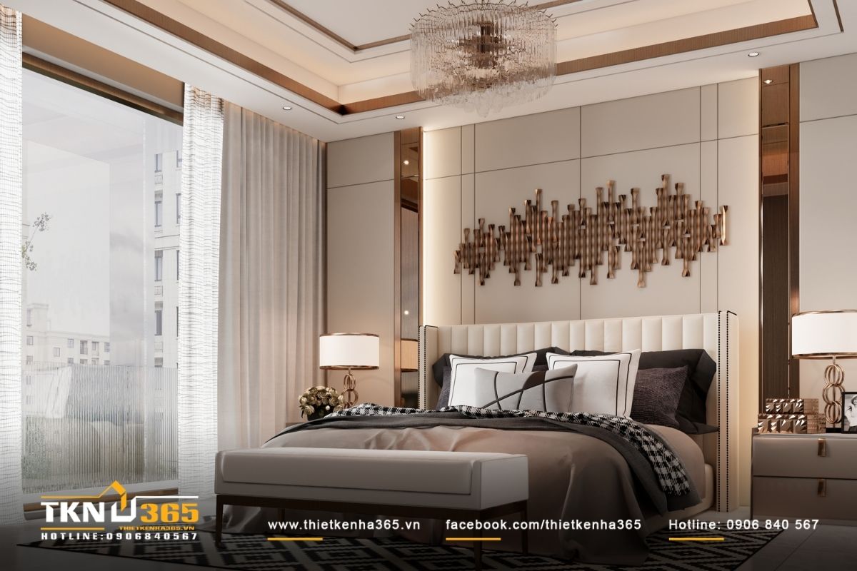 Rèm mỏng kết hợp cửa kính lớn, giúp phòng ngủ đón sáng dịu và giữ sự riêng tư cần thiết