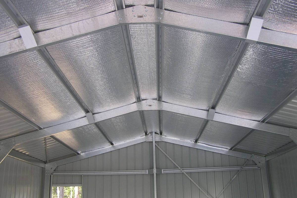 Giá vật liệu chống nóng và chống thấm dao động ở nhiều mức khác nhau (Ảnh: Sưu tầm)