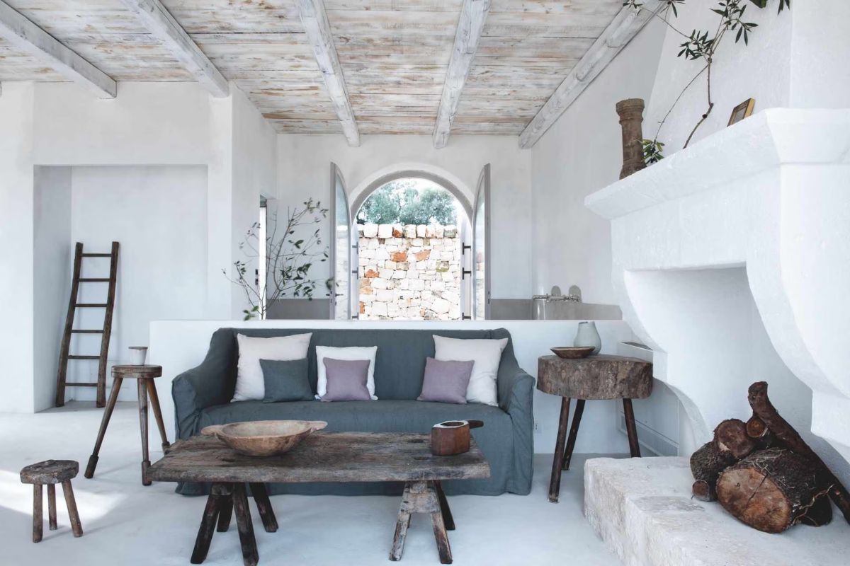 Phong Cách Rustic Là Gì? Đặc Trưng, Vật Liệu & Cách Ứng Dụng Trong Thiết Kế Nội Thất 18 Phòng khách phong cách Rustic gây ấn tượng với cảm giác ấm áp và gần gũi trong từng chi tiết vật liệu (Ảnh: Sưu tầm)