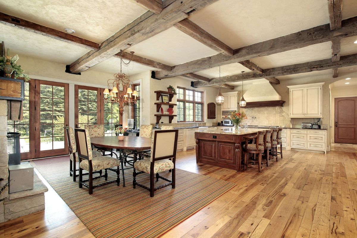 Phong Cách Rustic Là Gì? Đặc Trưng, Vật Liệu & Cách Ứng Dụng Trong Thiết Kế Nội Thất 8 Rustic farmhouse gây ấn tượng với vẻ đẹp thô mộc mạc, tạo cảm giác kết nối gần gũi (Ảnh: Sưu tầm)