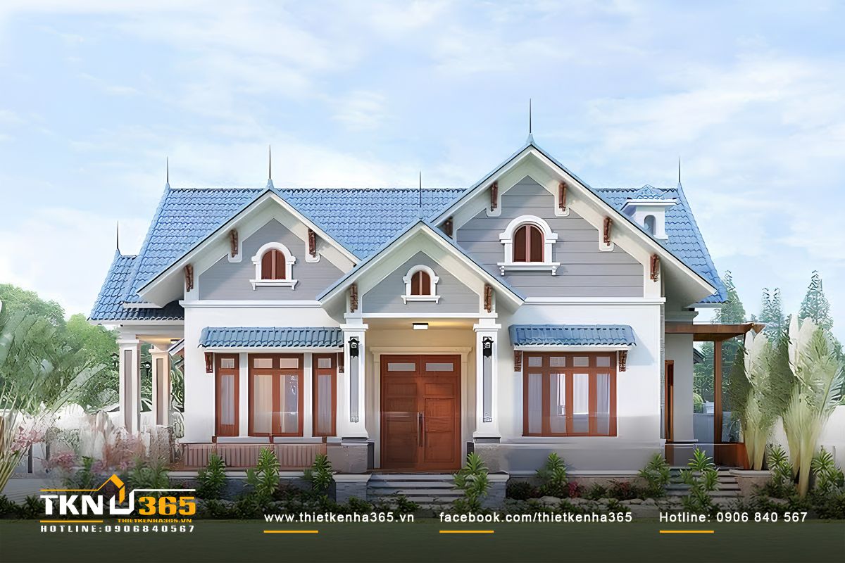 Mẫu nhà sân vườn nông thôn nổi bật với hệ mái Thái tạo hình khối rõ ràng